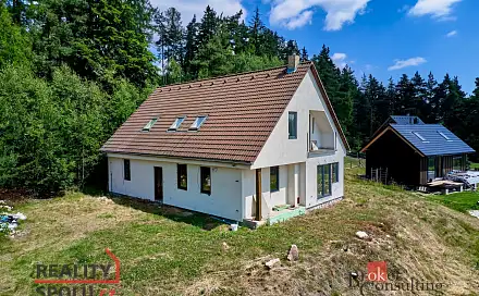 prodej
domu 202 m² s pozemkem 1 488 m²