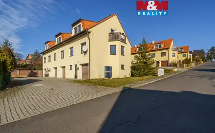 prodej
domu 169 m² s pozemkem 291 m²