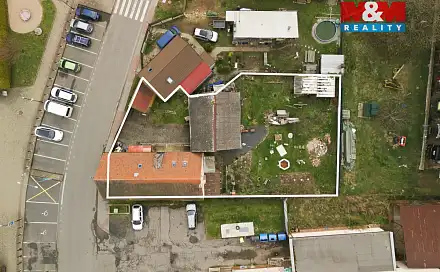 prodej
domu 190 m² s pozemkem 722 m²