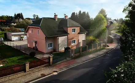 prodej
domu 194 m² s pozemkem 1 364 m²