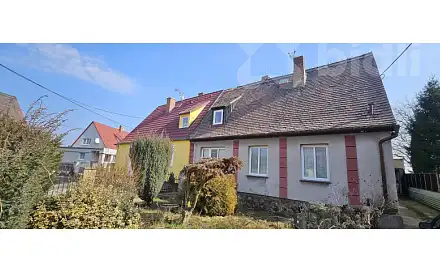 prodej
domu 90 m² s pozemkem 768 m²