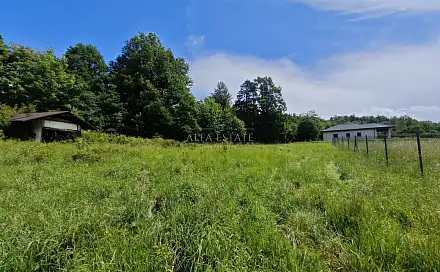 prodej
stavebního pozemku 931 m²