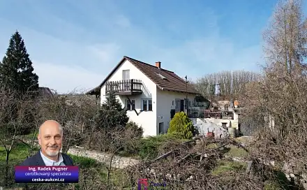 prodej
chaty/chalupy 95 m² s pozemkem 586 m²