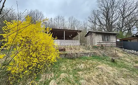 prodej
zahrady 599 m²