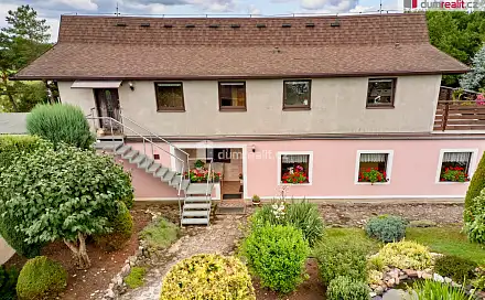 prodej
domu 921 m² s pozemkem 1 430 m²