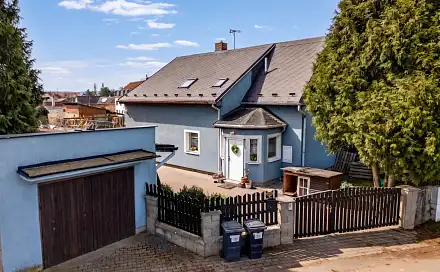 prodej
domu 160 m² s pozemkem 1 322 m²