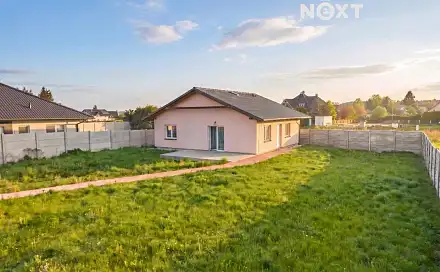 prodej
domu 78 m² s pozemkem 971 m²